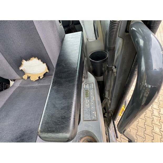 Komatsu PC 240 NLC-11-46487160