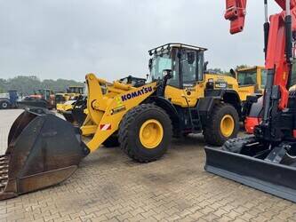 komatsu-wa-320-8-1327425-46487425