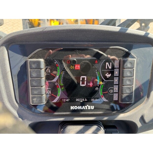 كوماتسو WA100M-46487484