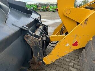 komatsu-wa270-8-1327431-46487533