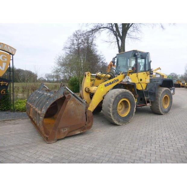 Komatsu WA320-5-46487577