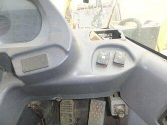 komatsu-wa320-5-1327433-46487597