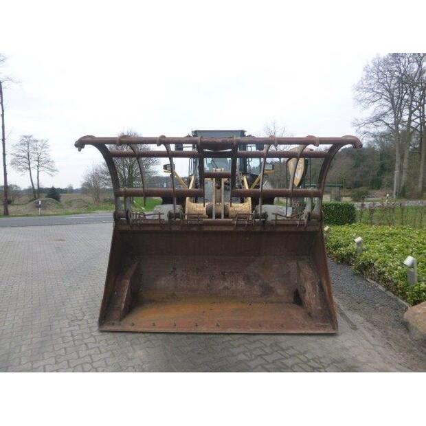 Komatsu WA320-5-46487609