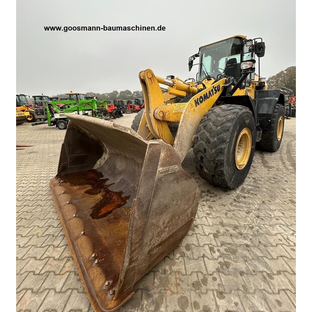 كوماتسو WA320-8-46487626