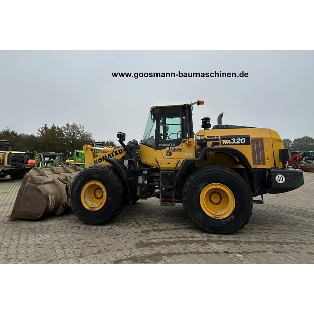 كوماتسو WA320-8-46487640