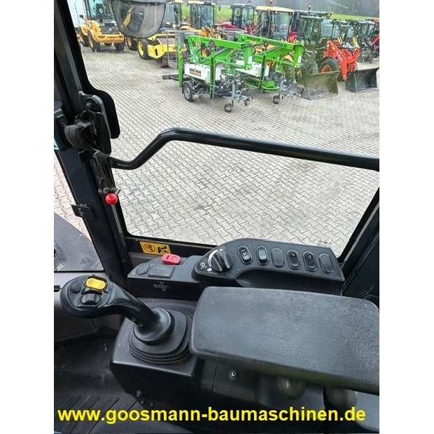 كوماتسو WA320-8-46487657