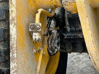 komatsu-wa320-8-1327434-46487659