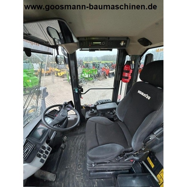 كوماتسو WA320-8-46487663