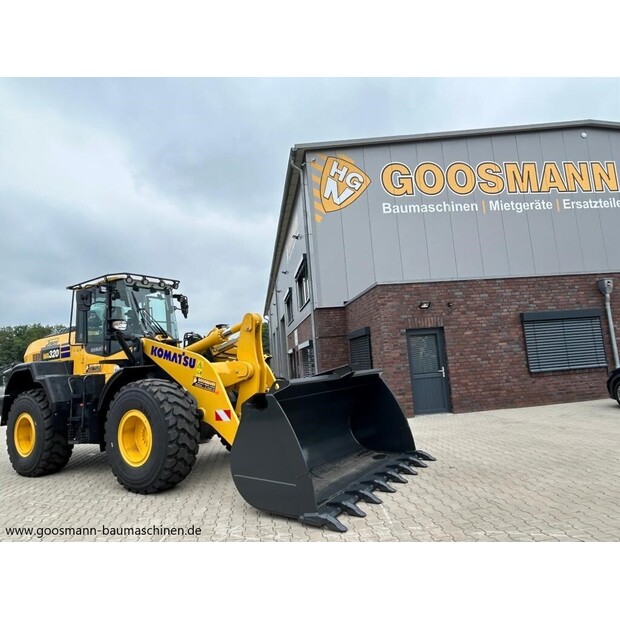 Komatsu WA320-8E0-46487673