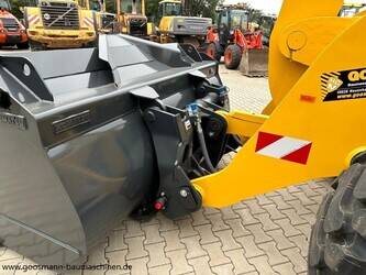 komatsu-wa320-8e0-1327435-46487681