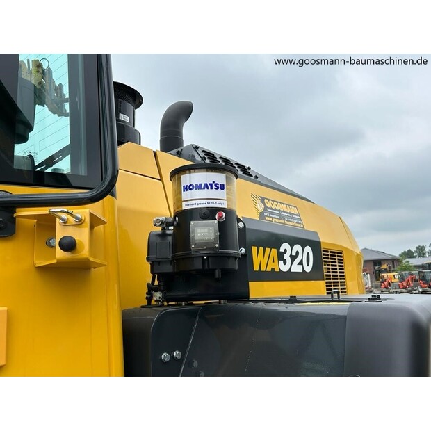 Komatsu WA320-8E0-46487684