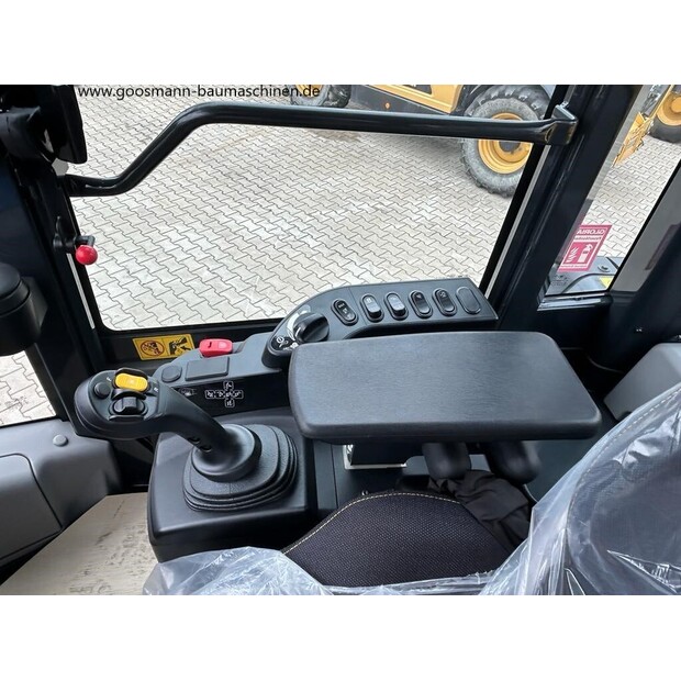 Komatsu WA320-8E0-46487690