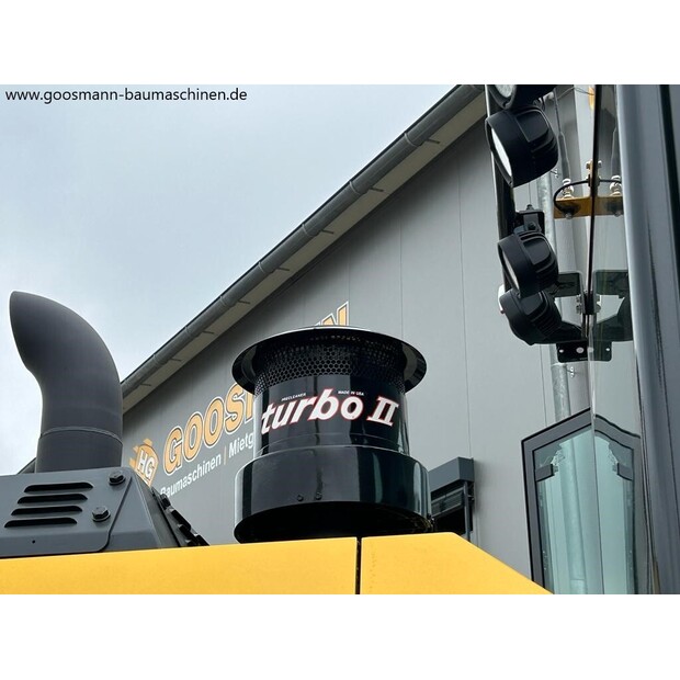 Komatsu WA320-8E0-46487707