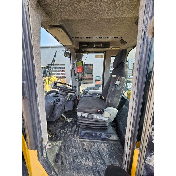 كوماتسو WA480-6-46487805