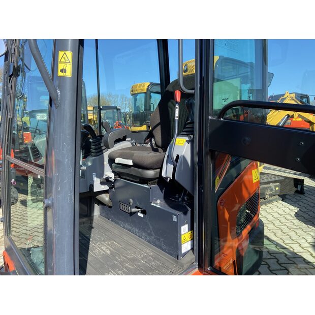 KUBOTA KX018-4-46488350