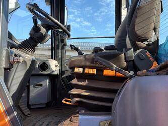 2014-komatsu-wa200pz-46488613