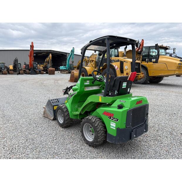 2022 افانت 423-46488638