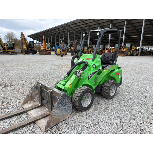 2022 افانت 423-46488642