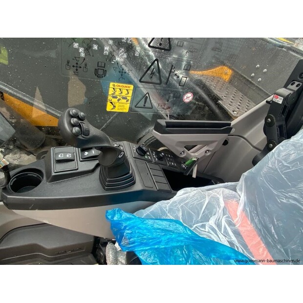 Volvo ECR235EL-46490360