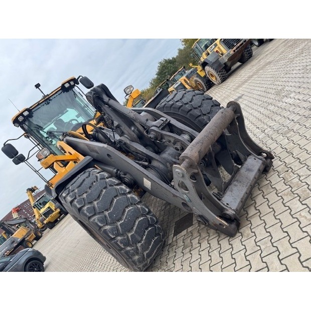 Volvo L180H-46490564