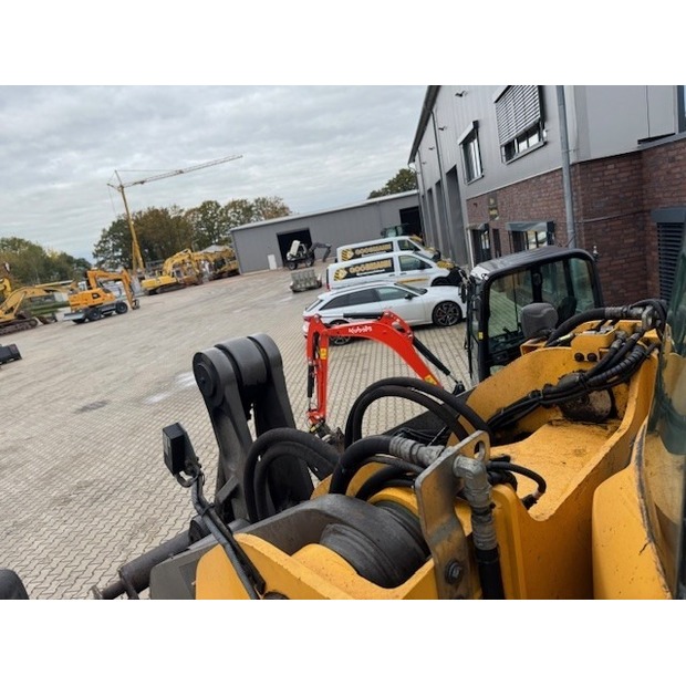 Volvo L180H-46490574