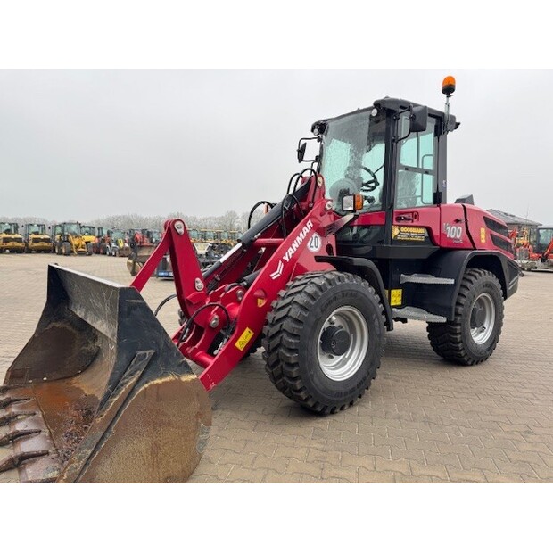 YANMAR V100-5-46490975