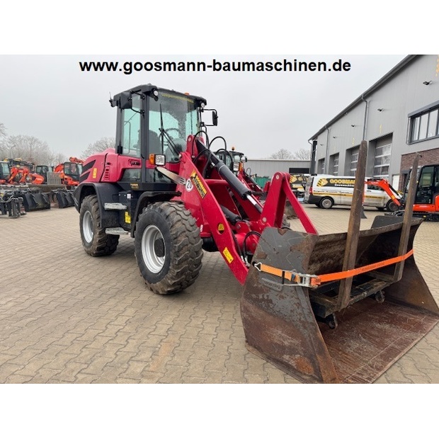 YANMAR V120-5-46491027
