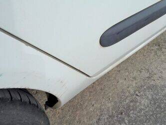 2003-renault-clio-1441067-46494015