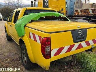 2012-nissan-navara-1441075-46494111