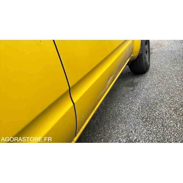 2012 NISSAN NAVARA-46494113