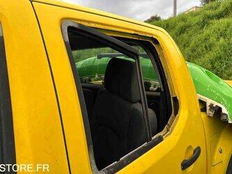 2012-nissan-navara-1441075-46494117