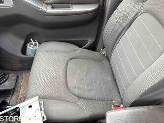 2012-nissan-navara-1441075-46494121