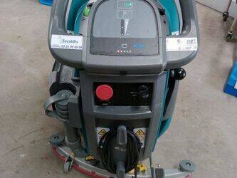 2020-tennant-t300-1441082-46494193