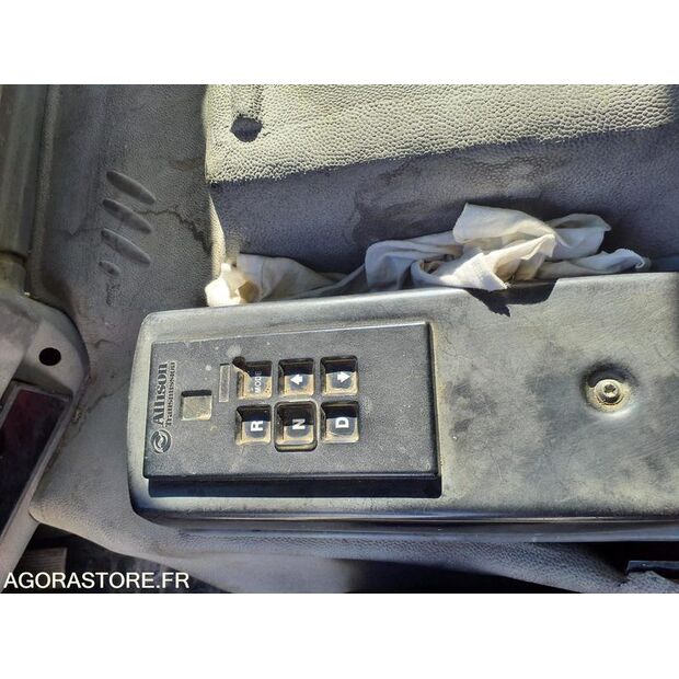 2004 Renault PREMIUM-46494248