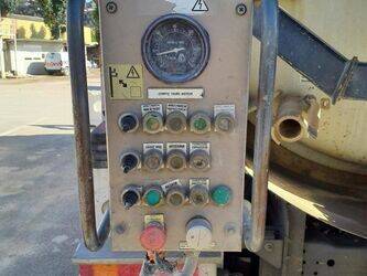 2004-renault-premium-1441088-46494271