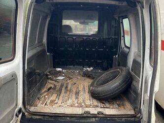 2004-renault-kangoo-1441090-46494296