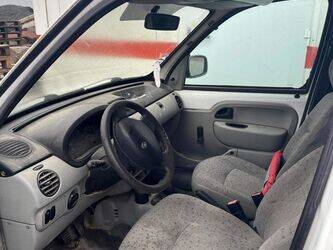 2004-renault-kangoo-1441090-46494297