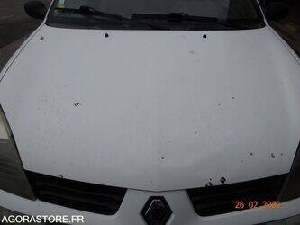 2005-renault-clio-1441093-46494319