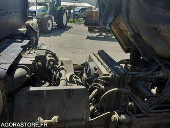 2009-mercedes-benz-unimog-1441095-46494339