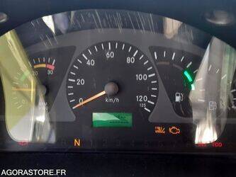 2009-mercedes-benz-unimog-1441095-46494358