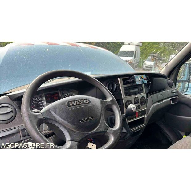 2011 Iveco 35C14-46494377