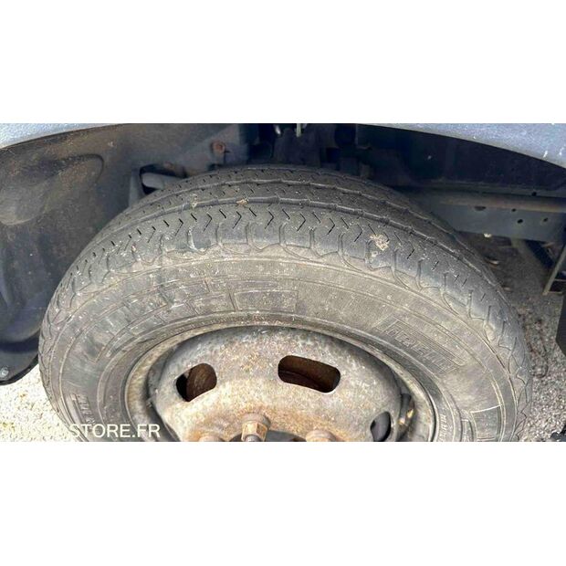 2011 Iveco 35C14-46494379