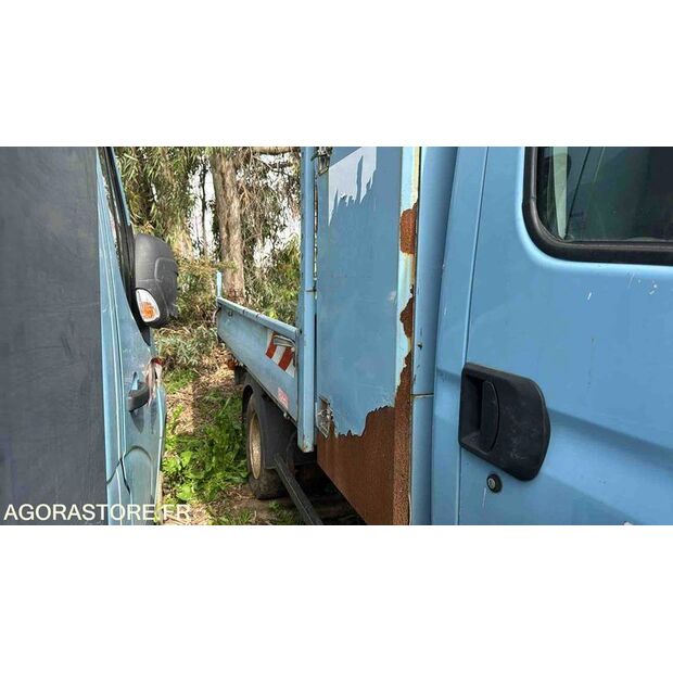 2011 Iveco 35C14-46494385