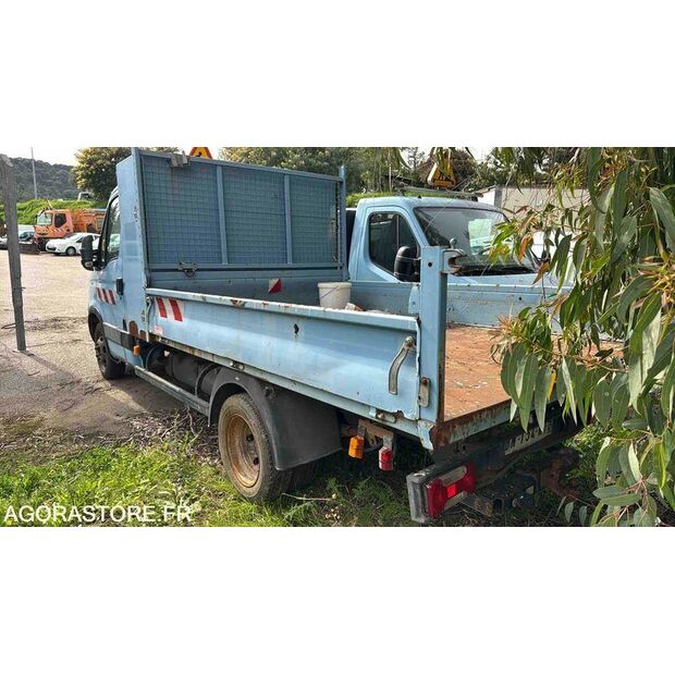 2011 Iveco 35C14-46494386