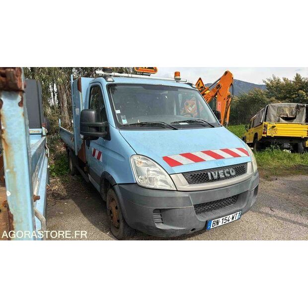 2011 Iveco 35C14-46494390