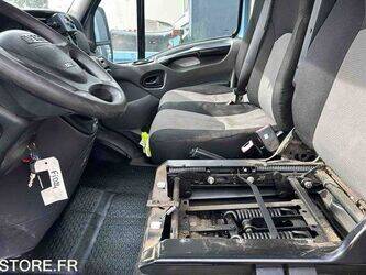 2011-iveco-35c14-1441100-46494391