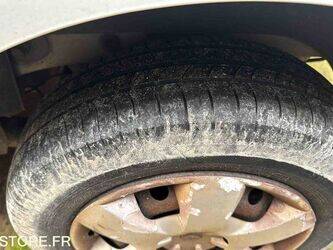 2009-renault-kangoo-1441103-46494422