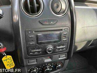 2015-dacia-duster-1441104-46494437