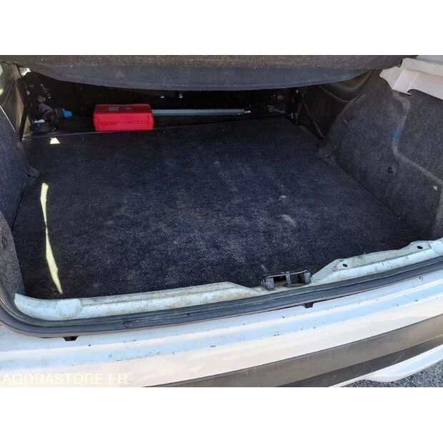 2010 Peugeot 206-46494533