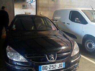 2011-peugeot-607-1441114-46494576